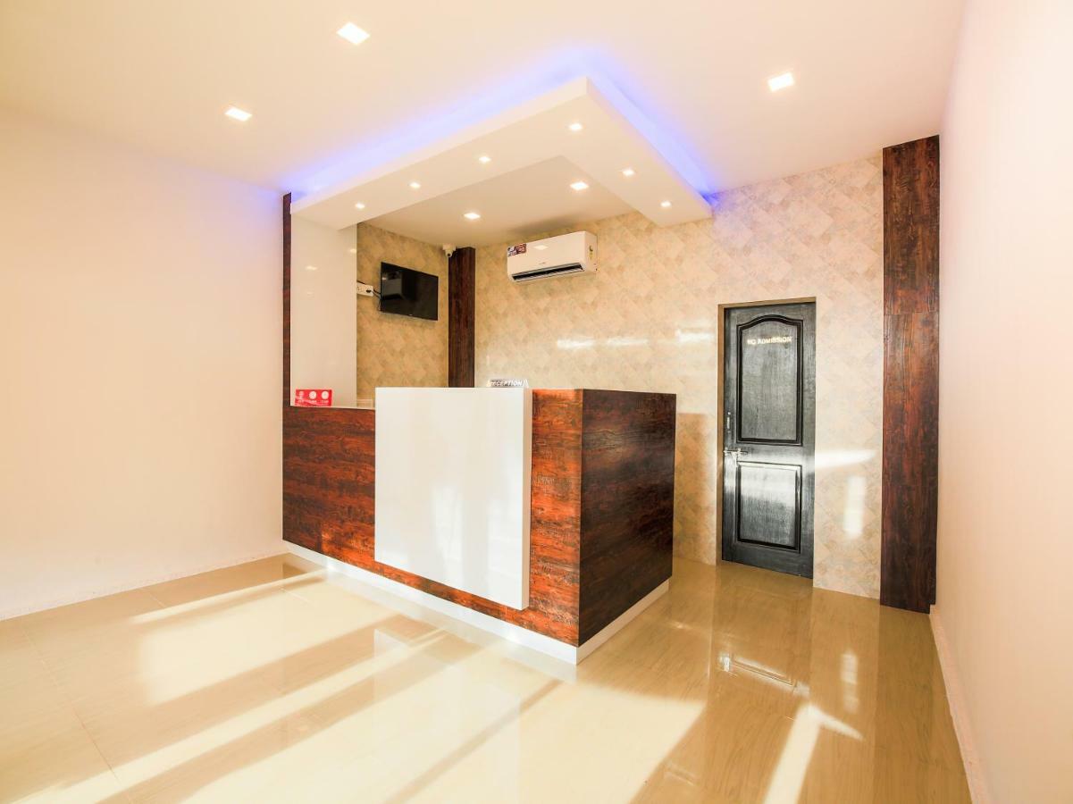 Oyo 16582 Oshin Holiday Care Hotel มัดกอน ภายนอก รูปภาพ