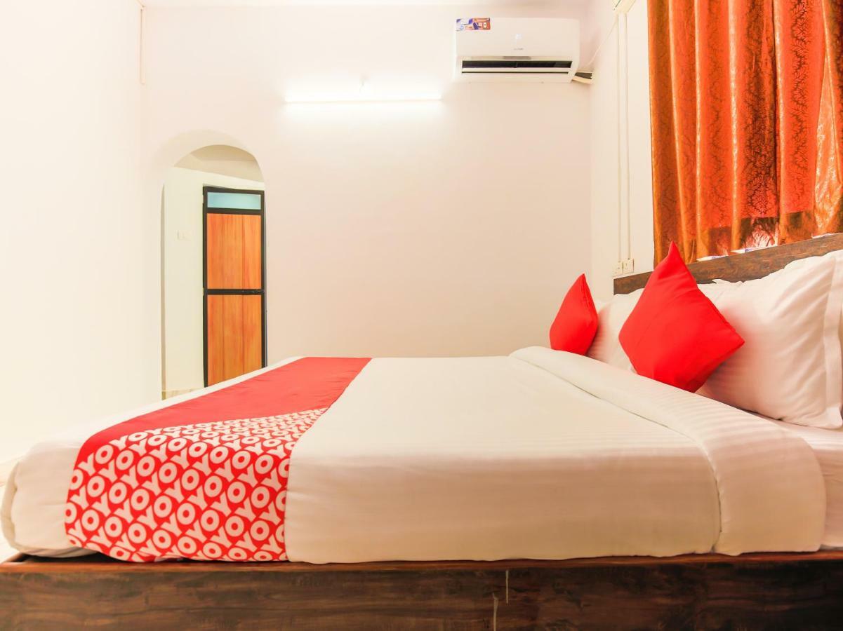 Oyo 16582 Oshin Holiday Care Hotel มัดกอน ภายนอก รูปภาพ