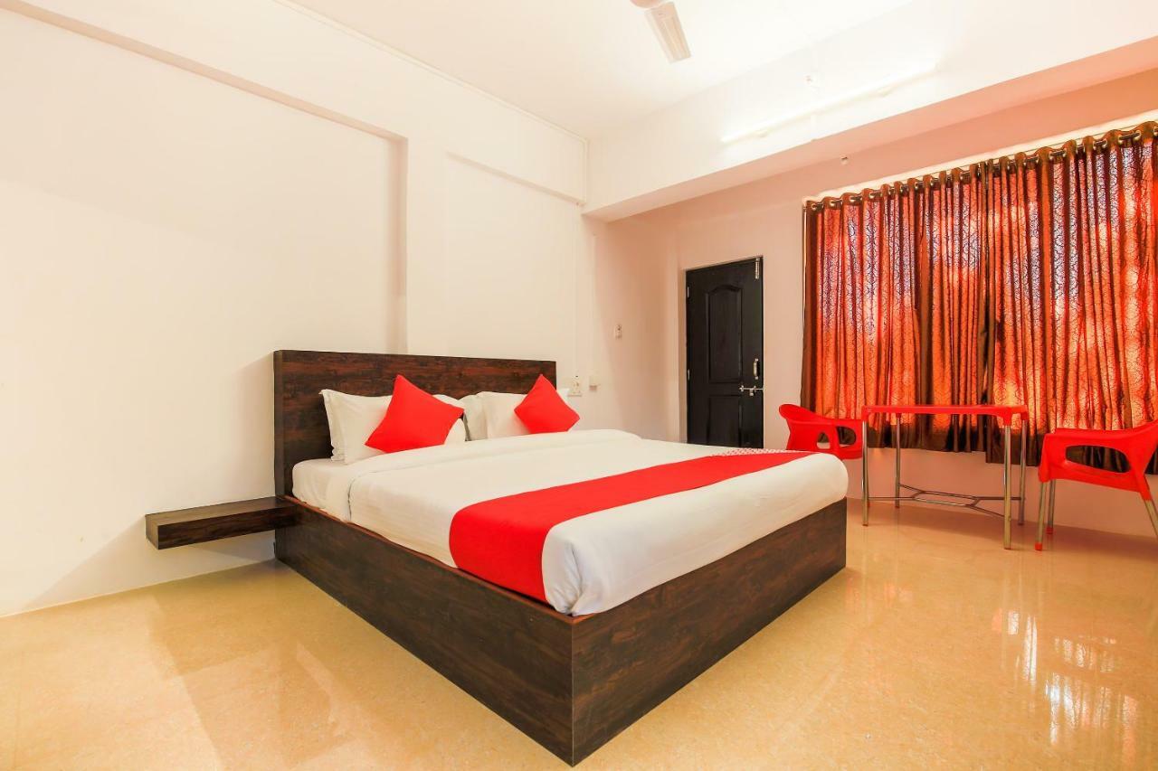 Oyo 16582 Oshin Holiday Care Hotel มัดกอน ภายนอก รูปภาพ
